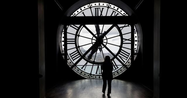 Doomscrollen bis der Arzt kommt: Die neue Volkskrankheit digitale Erschöpfung