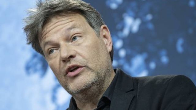 Scholz verteidigt deutsche Position im Verbrenner-Streit