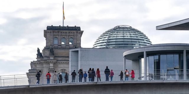 Merkel verdient einen Orden - aber nicht Deutschlands hÃ¶chsten