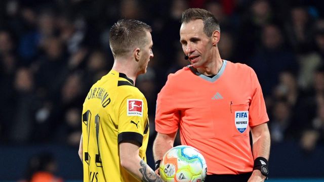 Zum Tag gegen Homophobie: Spieler wollen Regenbogen-Trikot nicht tragen