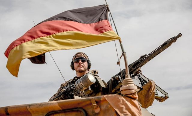 Jetzt soll sogar die Polizei an den Beckenrand: Geschlossen! Freibäder kapitulieren vor der Gewalt