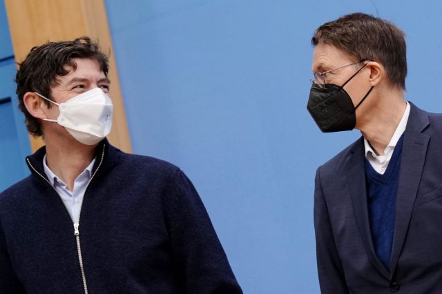 Karl Lauterbach enttäuscht: So viele Deutsche wollten bisher den angepassten Corona-Impfstoff